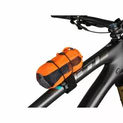Backcountry Research Super 8 Top Tube Mount Befestigungsband -Bike-Components Verkäufe 248443